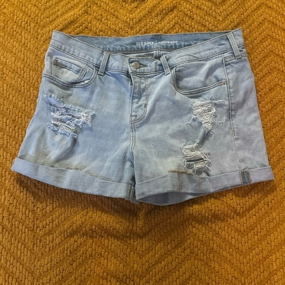 Old Navy Pants - Women’s Boyfriend Shorts